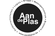 Aan de plas