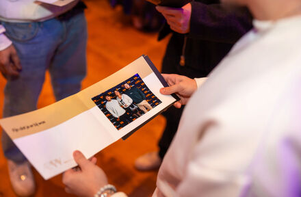 Van ontvangst tot blijvende herinnering: de Rode Loper als foto-activatie - Foto 1